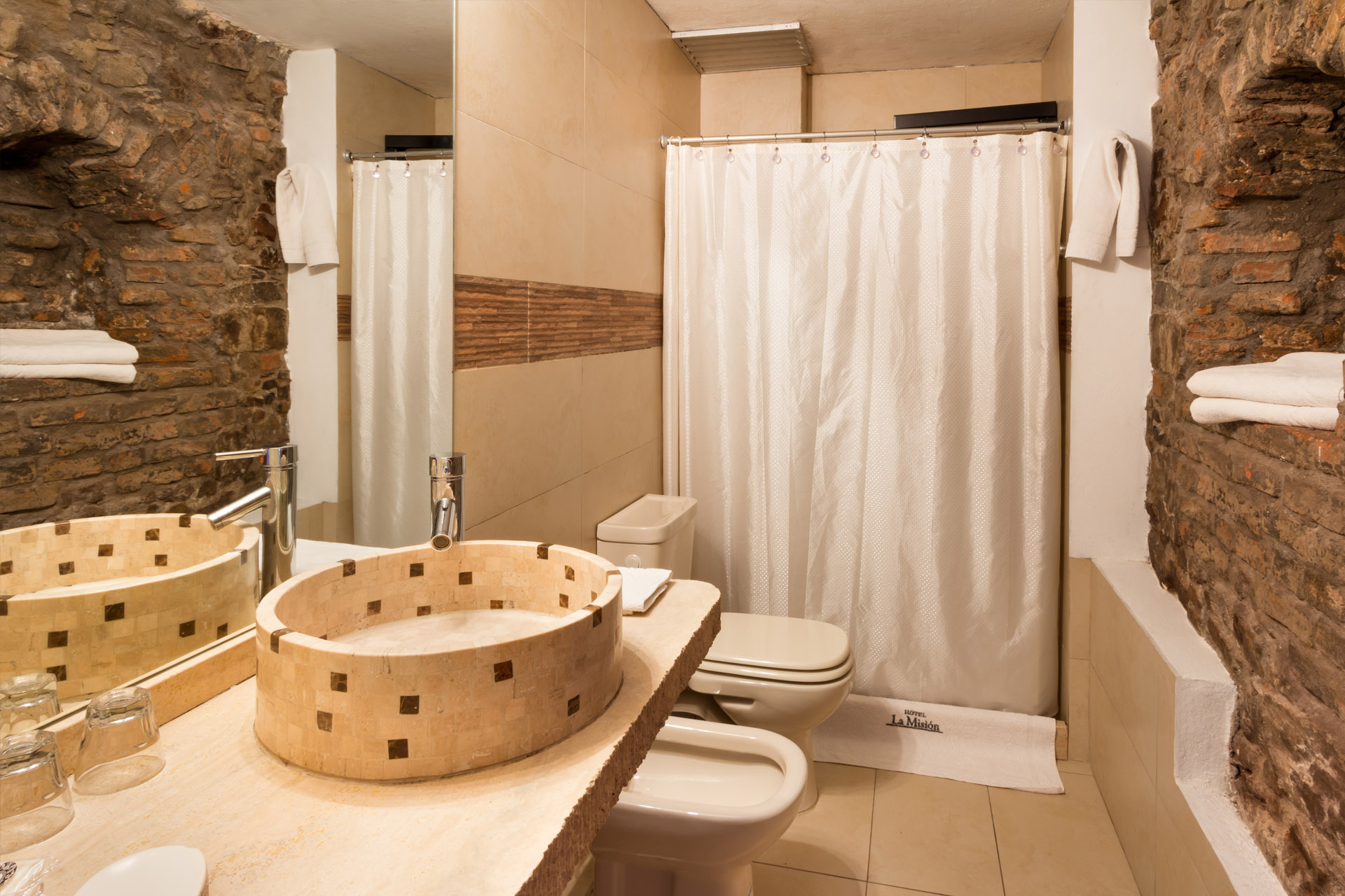 La Misión Hotel - Habitaciones